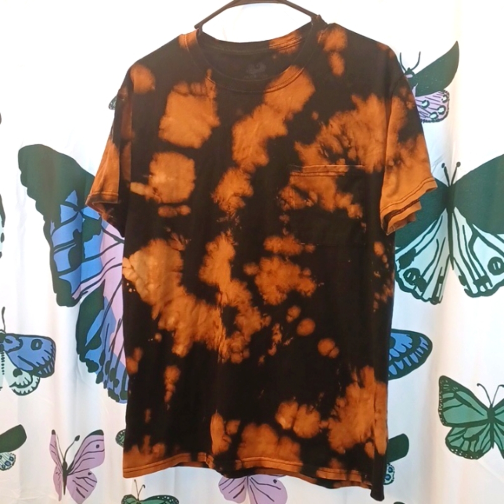 Reverse Tie Dye